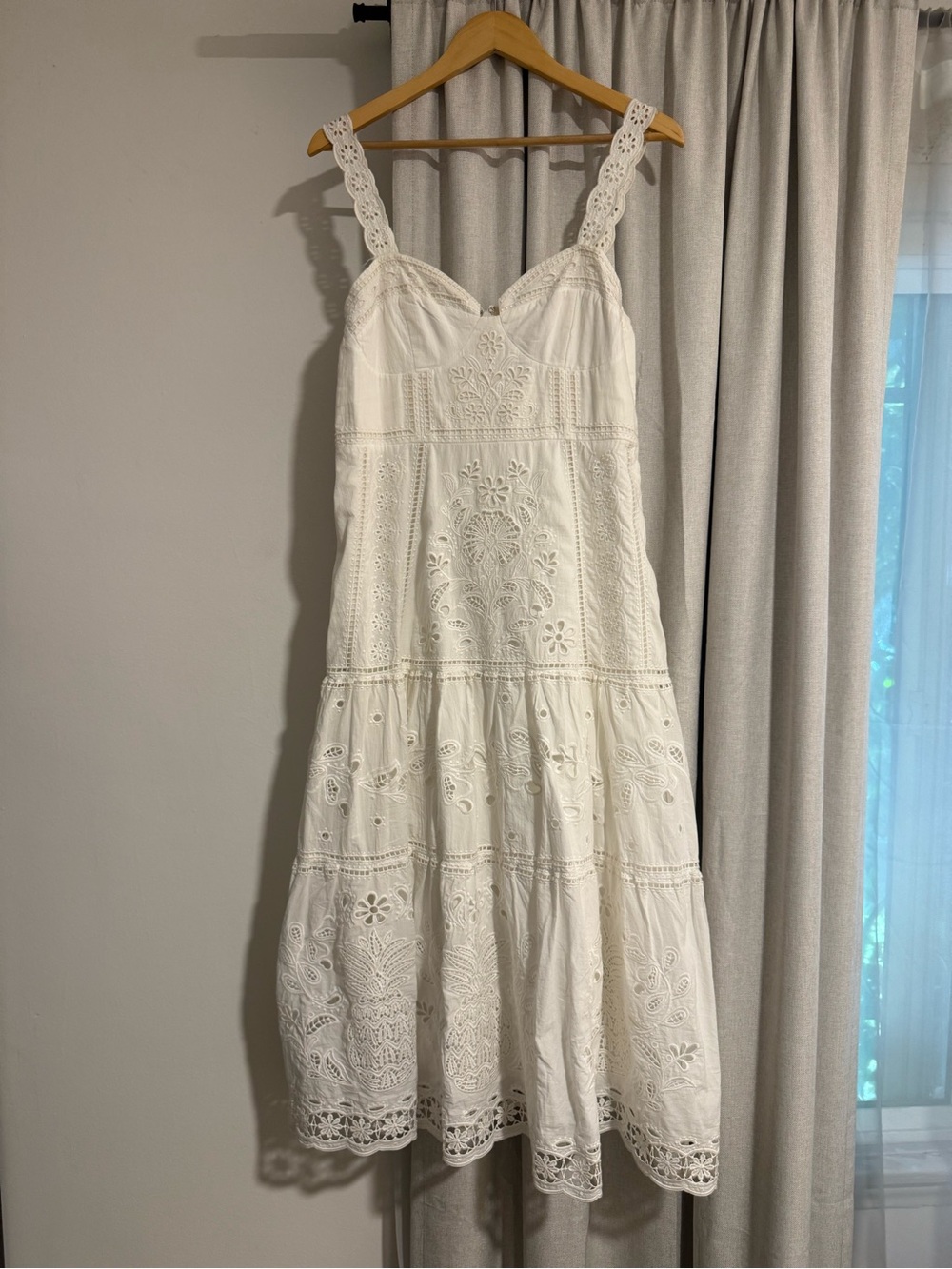 FARM Rio White Richelieu Eyelet Tiered Midi Dress